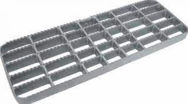 ESTRIBO SC R112/3-PARACH/ALUM - Código 2815-1-1