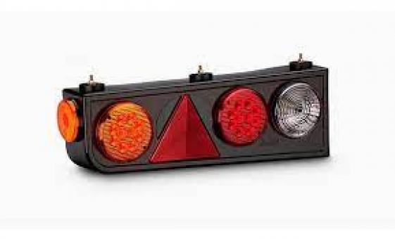 Lanterna carreta traseiro / triangular /lado direito randon - Código 3131-1-1